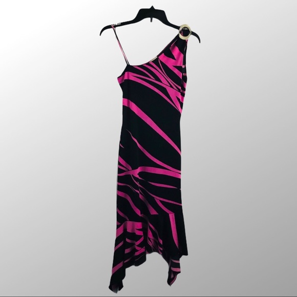 Dresses & Skirts - 5/$20 SALE Codigo Black and Pink Party Dress